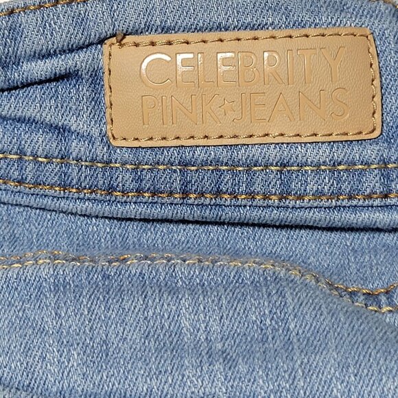 Celebrity Pink Jean Shorts Womens Size 7 Low Rise Medium Wash Denim - Picture 3 of 4